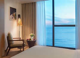 Starcity Hotel & Condotel Beachfront Nha Trang