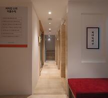 Starcity Hotel & Condotel Beachfront Nha Trang