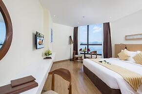 Starcity Hotel & Condotel Beachfront Nha Trang