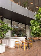 Starcity Hotel & Condotel Beachfront Nha Trang