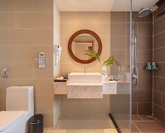 Starcity Hotel & Condotel Beachfront Nha Trang