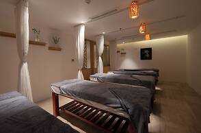 Starcity Hotel & Condotel Beachfront Nha Trang