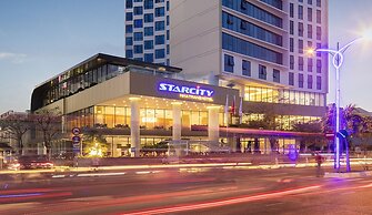 Starcity Hotel & Condotel Beachfront Nha Trang