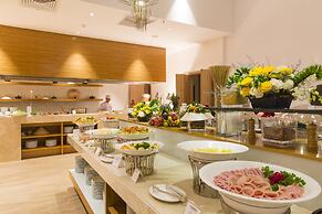 Starcity Hotel & Condotel Beachfront Nha Trang