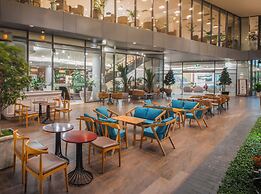 Starcity Hotel & Condotel Beachfront Nha Trang