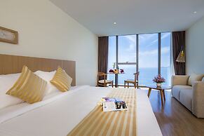 Starcity Hotel & Condotel Beachfront Nha Trang