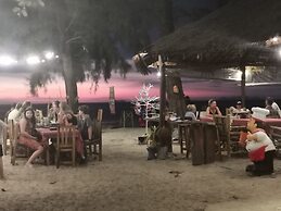 Eco Lanta Hideaway Beach Resort