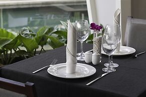 Central Suite Residence