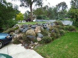 Tenterfield Lodge and Caravan Park