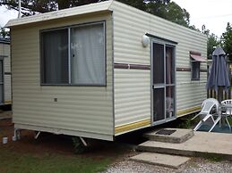 Tenterfield Lodge and Caravan Park