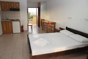 Pennystella Apartments