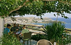 Pennystella Apartments