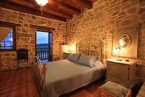 Lithos Traditional Houses