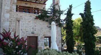 Lithos Traditional Houses