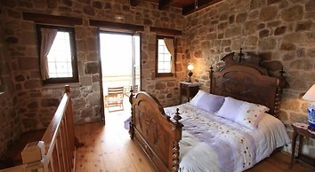 Lithos Traditional Houses