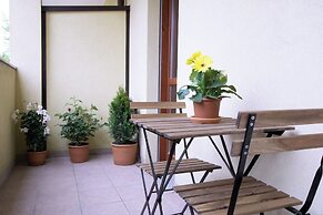 HQ Aparthotel Milano Inn - Smart Suites