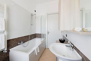 HQ Aparthotel Milano Inn - Smart Suites