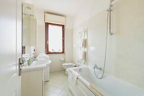 HQ Aparthotel Milano Inn - Smart Suites