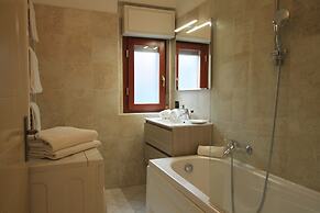 HQ Aparthotel Milano Inn - Smart Suites