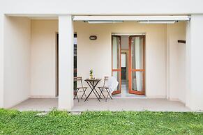 HQ Aparthotel Milano Inn - Smart Suites