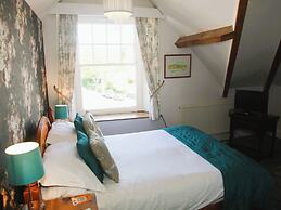 Kirkwood Guest House