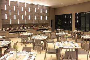 The Crystal Hotel Buriram