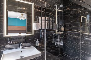 The Originals Boutique, Hôtel Le Marignan,Le Havre Centre Gare