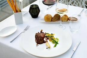 Villa Fiorella Art Hotel