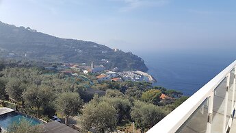 Villa Fiorella Art Hotel