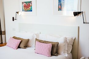 Villa Fiorella Art Hotel