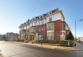 The New Southlands Hotel