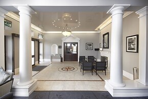 The New Southlands Hotel