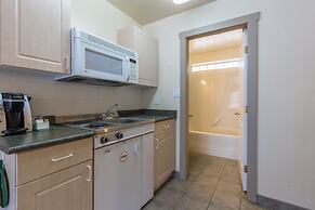 Bathgate Resort and Marina