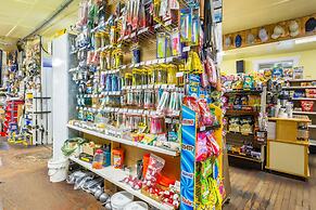 Bathgate Resort and Marina