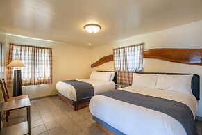 Bathgate Resort and Marina