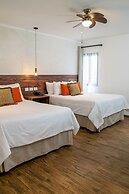 Las Camelias Inn