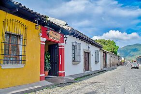 Las Camelias Inn
