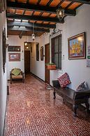 Las Camelias Inn