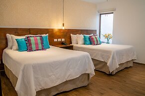 Las Camelias Inn