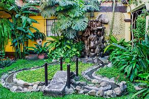 Las Camelias Inn