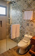Las Camelias Inn