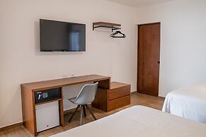 Las Camelias Inn