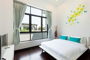 WE by Sirin Pool Villa Huahin