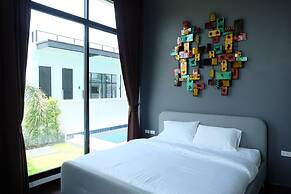 WE by Sirin Pool Villa Huahin