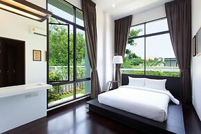 WE by Sirin Pool Villa Huahin