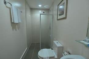 Royal Suites Condotel