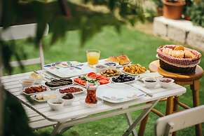 Alanarin Konak Alacati