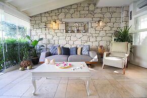 Alanarin Konak Alacati