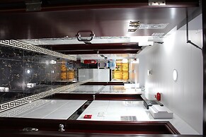 Hong Kong Premium Guest House