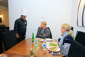 La Cottage Boutique Hotel & Restaurant